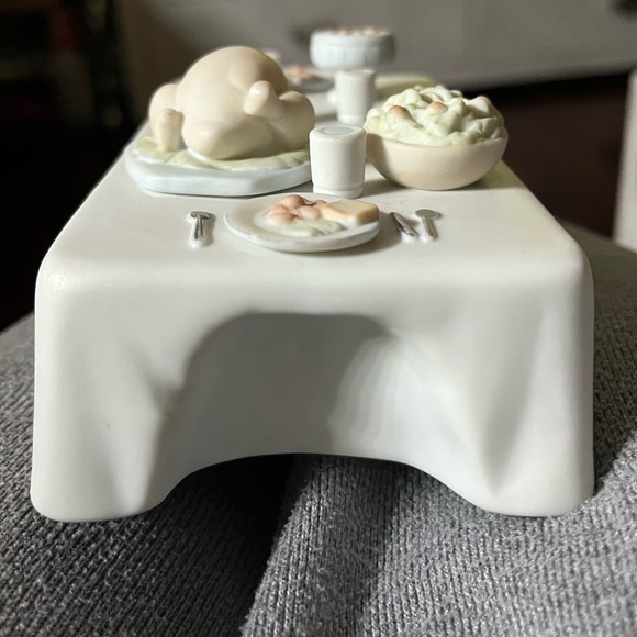 Precious Moments We Gather Together To Ask The Lords Blessing/ item# is:109762 - Picture 4 of 9